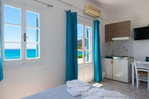 Almyra Seaside Suites Sifnos Greece