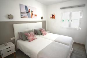 Apartment Cucharas Beach - Pool - Beach 2 min - Free AC & Wifi