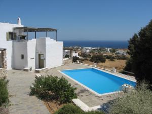 Terrace sea view mit Pool Paros Greece