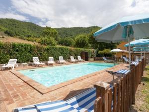 Alluring Holiday Home in Assisi Umbria with Swimming Pool