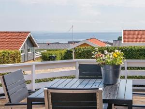 8 person holiday home in Sjølund-By Traum