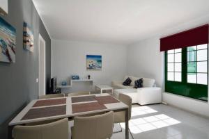 Vrys apartment close to the beach