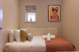 The Kensington Gardens Collection- by Short Stories London