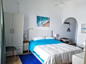 Logaras Apartments Paros Greece