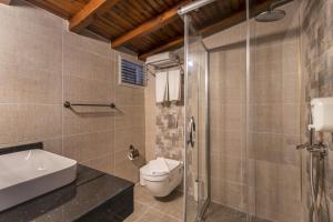 Triple Room room in La Paloma Hotel
