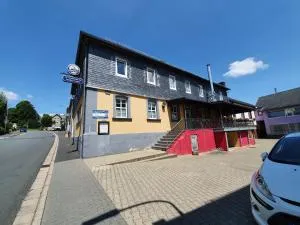 Gästehaus Weißes Lamm - MONTEURZIMMER - 武茨巴赫