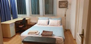 Roman Stadium Apartments