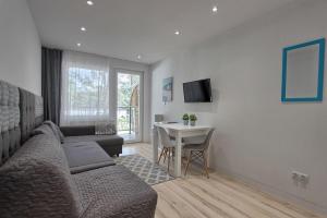 Apartament Bella Mare z basenem