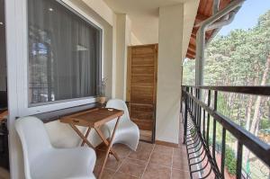 Apartament Bella Mare z basenem
