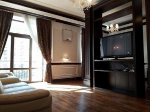 VIP apartment. Kreshatik, Maidan Nezavisimosti.