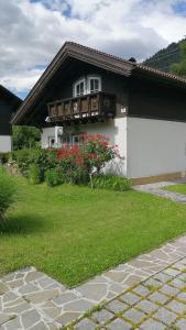Rosis Cottage