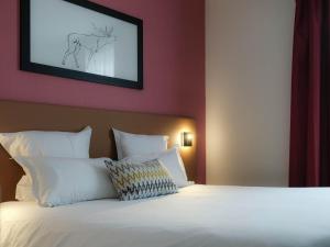 Hotels Logis Hotel de l'Europe : photos des chambres