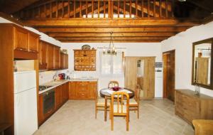 Panos Cottage