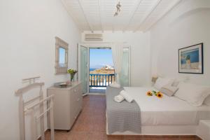 Serene Villa by Stylish Stays Myconos Greece