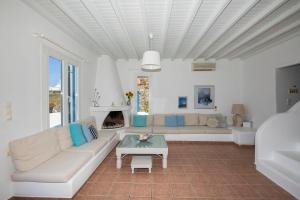 Serene Villa by Stylish Stays Myconos Greece