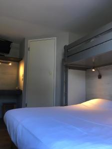 Hotels Fast Hotel Colmar Houssen : photos des chambres