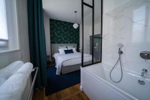 Centre ville - Appartement 3 chambres & Terrasse - La Clé des Sacres