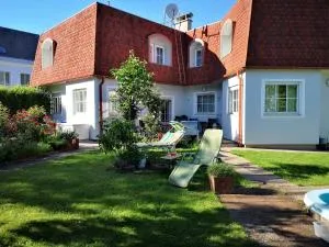 Christl - Apartment mit Garten und Pool zur Mitbenutzung - Gablitz