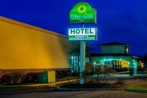 La Quinta Inn by Wyndham West Long Branch NJ Shore Area - 廷顿瀑布