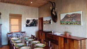 Gannabos Guest House