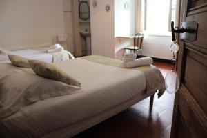 Hotels Les saladelles : Chambre Double avec Toilettes Communes