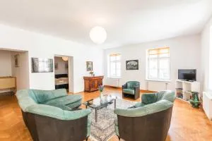 Ferienwohnung St. Pölten Rathausplatz - Obergrafendorf