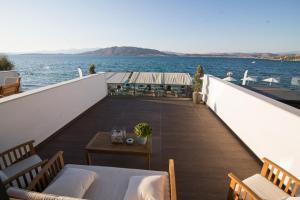 Aianteion Bay Luxury Hotel & Suites Salamina Greece