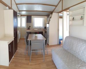 Campings Le Verger de Jastres : photos des chambres