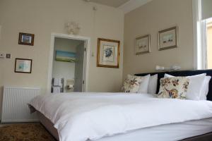 Deluxe Double or Twin Room with Sea View room in The Gaydon