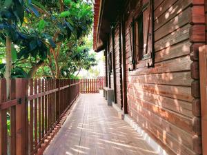 Cabaña Los Palmeros, vista al mar y la montaña