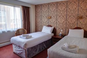 Twin Room room in The Orwell Hotel