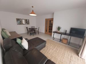 Sun and Beach I AC+Wifi+Close to the Beach