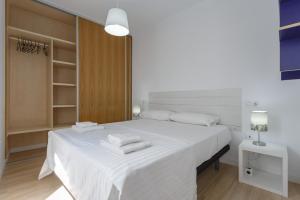 COLON15 Family Home by Cadiz4Rentals