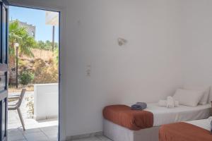 Paradise Apartments Studios