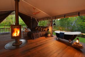 Starry Nights Luxury Camping