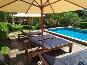 Baansanook Resort & Swimming Pool