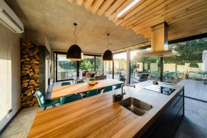 Ławka i Sielawka - dom nad jeziorem z prywatnym pomostem