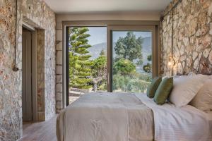 Ploes Luxury Cottages