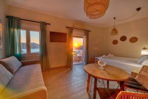 Guesthouse ERI Syros Greece