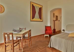 Amazing Sea View in Historic Building in Downtown by Wonderful Italy