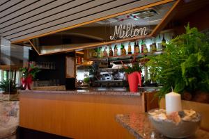 Hotel Milton
