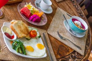 Life in Amed Beach Hotel