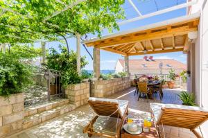 Adriatic Sunny Apartments