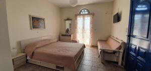 Kionia Panorama Studios