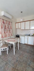 Kionia Panorama Studios