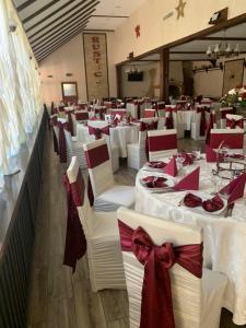 Pensiune Restaurant Rustic Rm Sarat