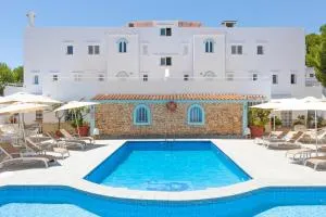 Apartamentos Los Arcos - Santa Eularia des Riu