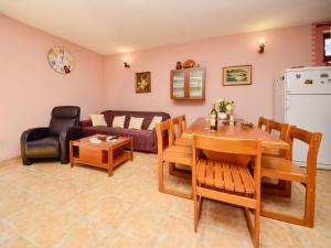 Holiday Home Lolita by Interhome