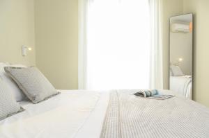 Antony Suites (Adults Only)