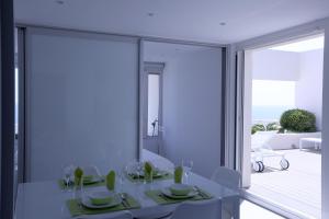 Design Apartment - Pool, Large Terrace and Panoramic Views of Mediterranean